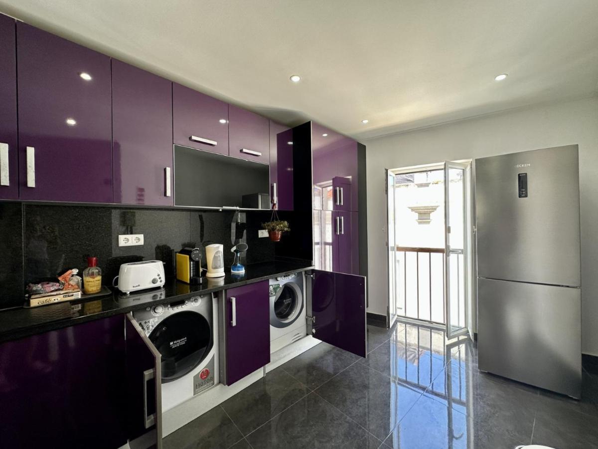 Amazing 3 Bedroom 5m To The At Old Town Of * Lagos